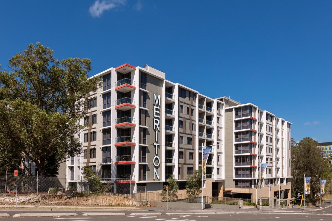赖德北梅里顿公寓式酒店 悉尼 外观 照片 The apartment building, 2015
