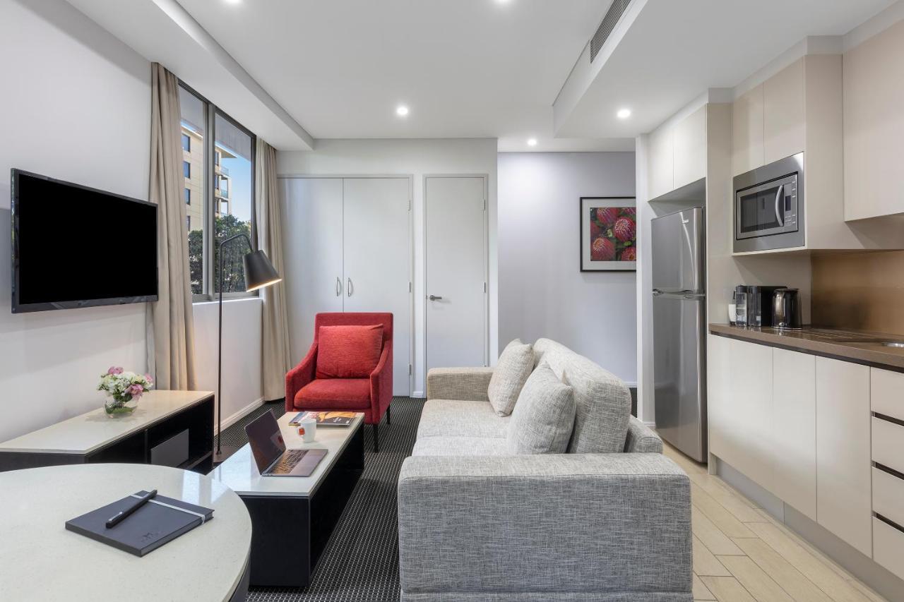 赖德北梅里顿公寓式酒店 悉尼 外观 照片 A typical apartment at the hotel