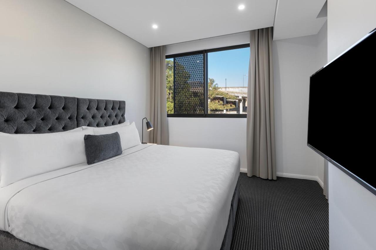 赖德北梅里顿公寓式酒店 悉尼 外观 照片 A bedroom at the hotel