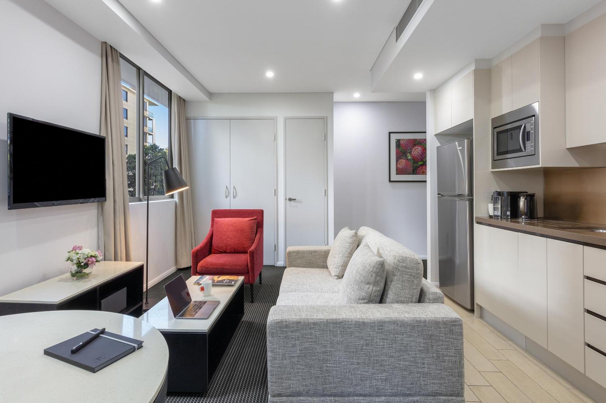 赖德北梅里顿公寓式酒店 悉尼 外观 照片 A typical apartment at the hotel